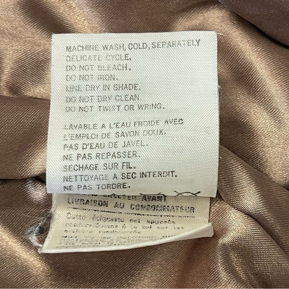 Vintage Descente Black Gold Accents Ski Jacket (S) - Picture 16 of 16